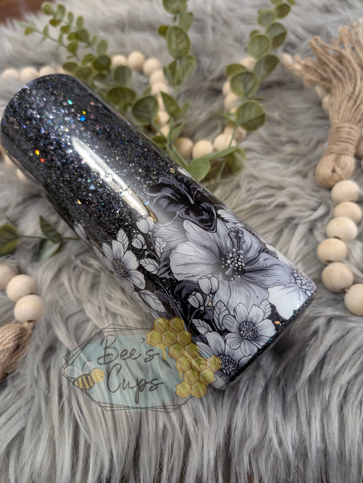 Monochromatic Floral 20oz RTS