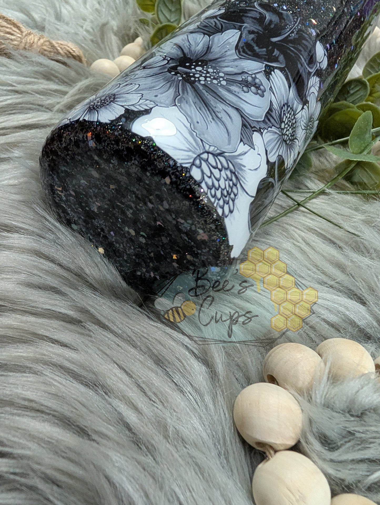 Monochromatic Floral 20oz RTS