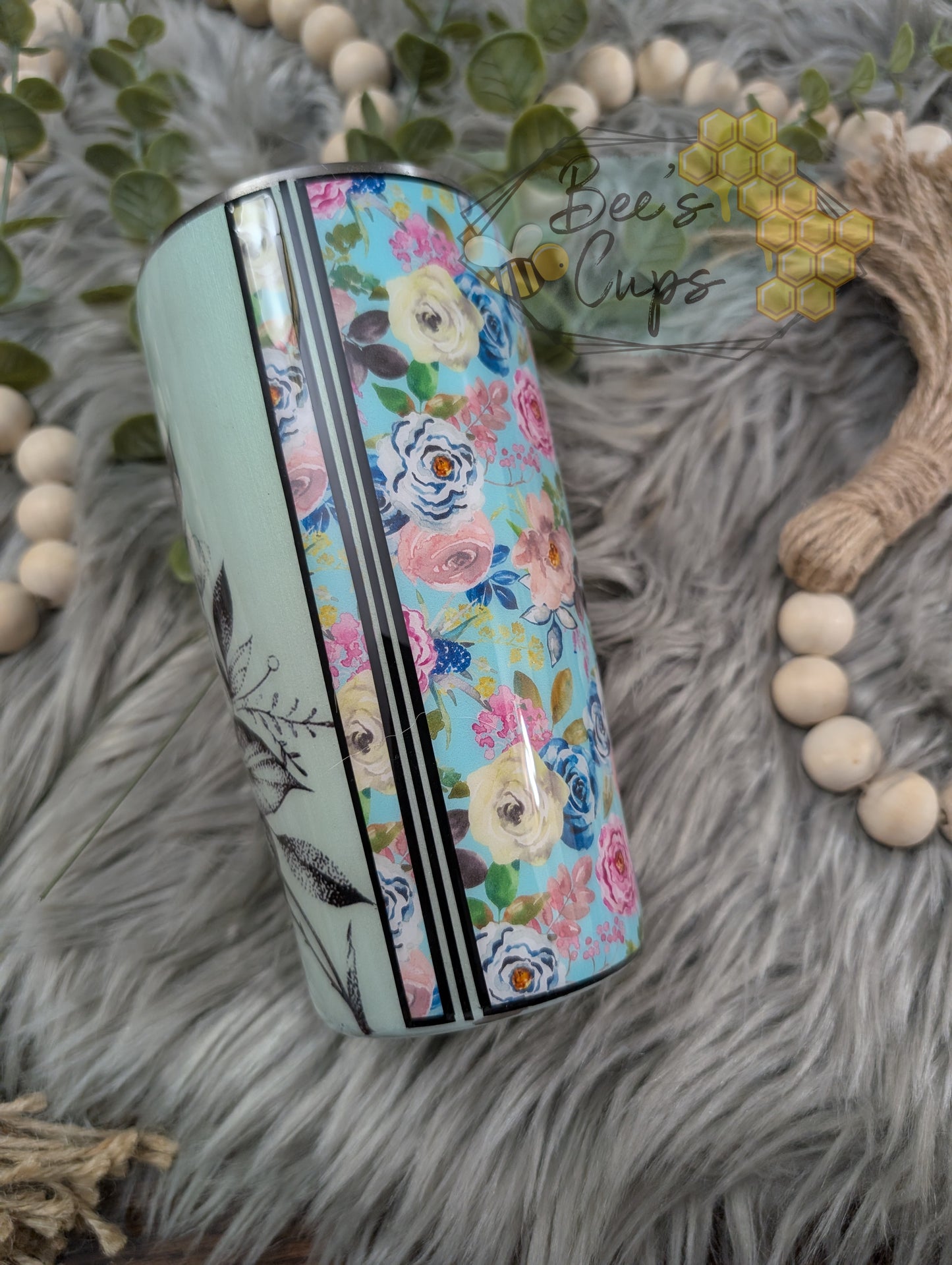 Mint Floral 20oz RTS FLAWED